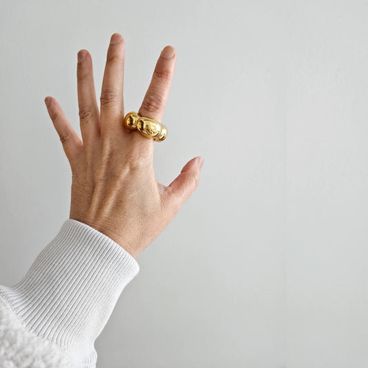 eye-catching bold gold ring, chunky gold ring, gold statement ring, designer gold statement ring, fun oversize ring